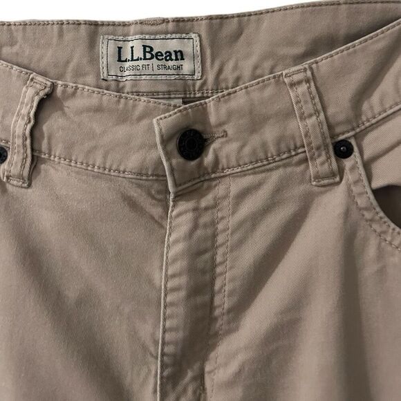 L.L. Bean Tan Classic Fit Straight Leg Khaki Pants Size 12 Petite Classic - Picture 5 of 14